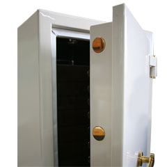 Big Bolt Safe